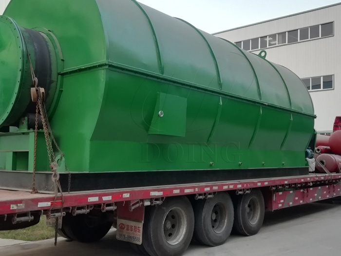 Two sets 12T waste tyre to oil recycling plant was delivered to Guangxi, China
