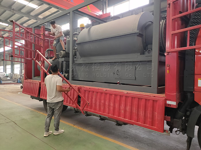 500kg mini plastic recycling pyrolysis plant was sent to Guatemala