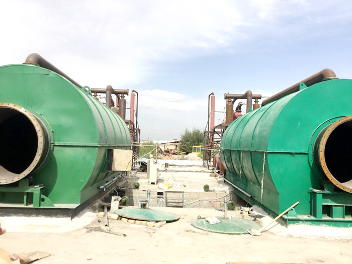 2 sets 12T/D pyrolysis tyre plant finished install in Kyrgyzstan