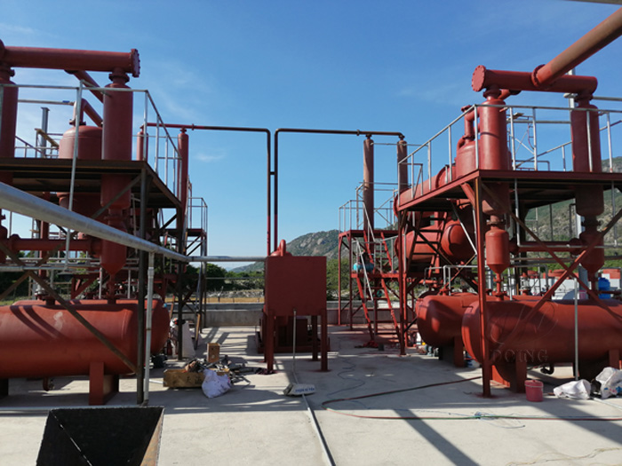 Two sets 12T waste plastic to oil plant are being installed in Vietnam