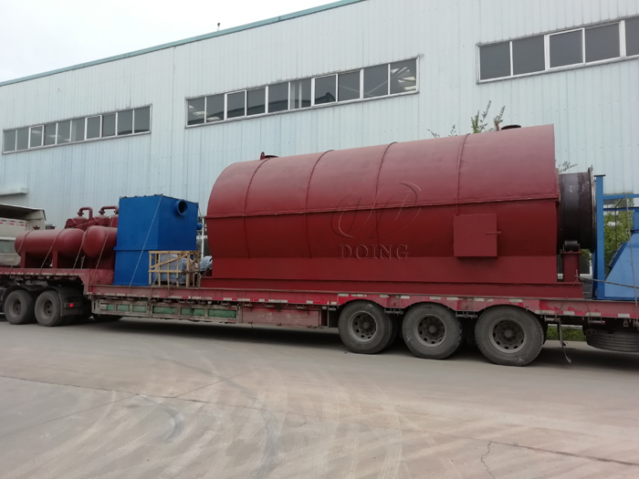 Three sets 12T waste tire pyrolysis plant were delivered to Nigeria