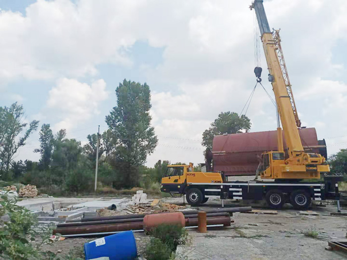 12T waste tyre pyrolysis equipment project installed in Ukraine