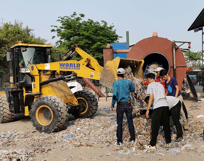 waste plastic pyrolysis plant