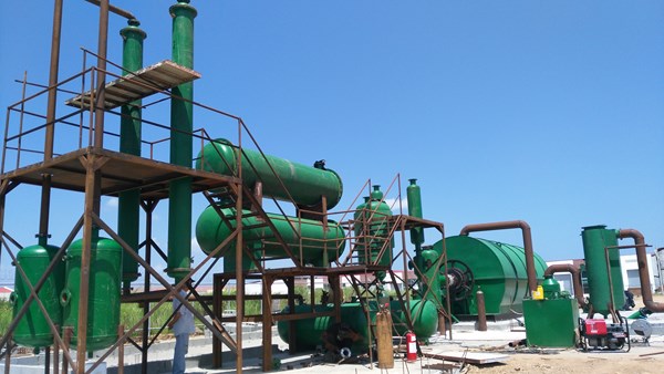 plastic pyrolysis process