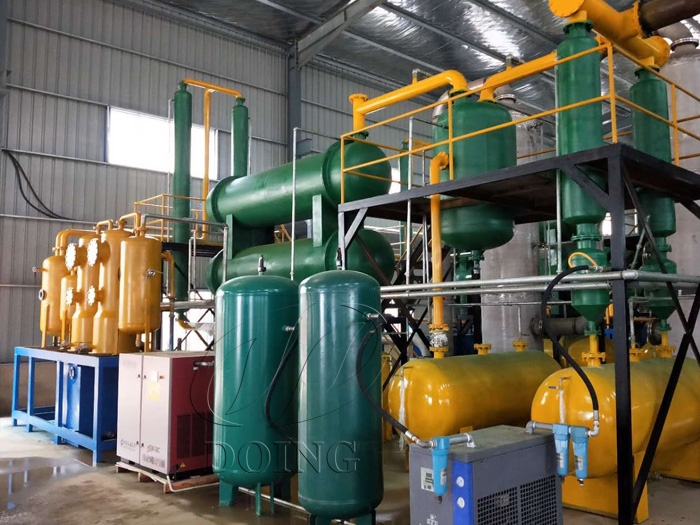 Four sets of 12 T/D waste tire pyrolysis equipment were installed in Fujian,China